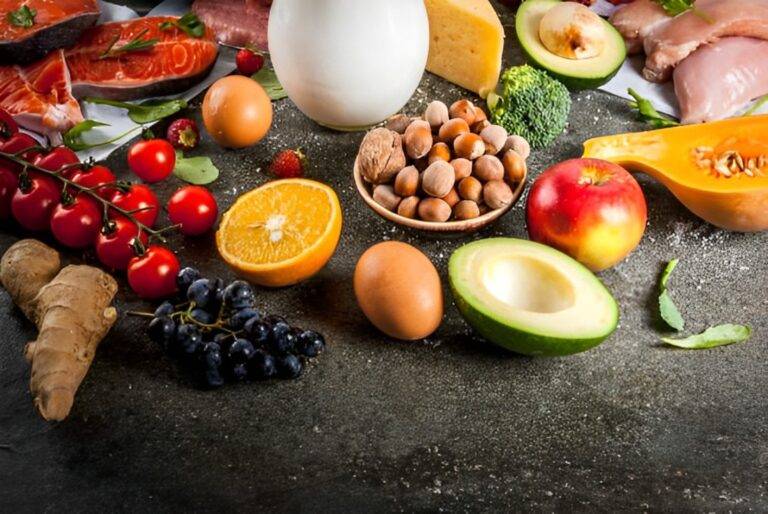 wellhealthorganic.com:to-increase-immunity-include-winter-foods-in-your-diet-health-tips-in-hindi